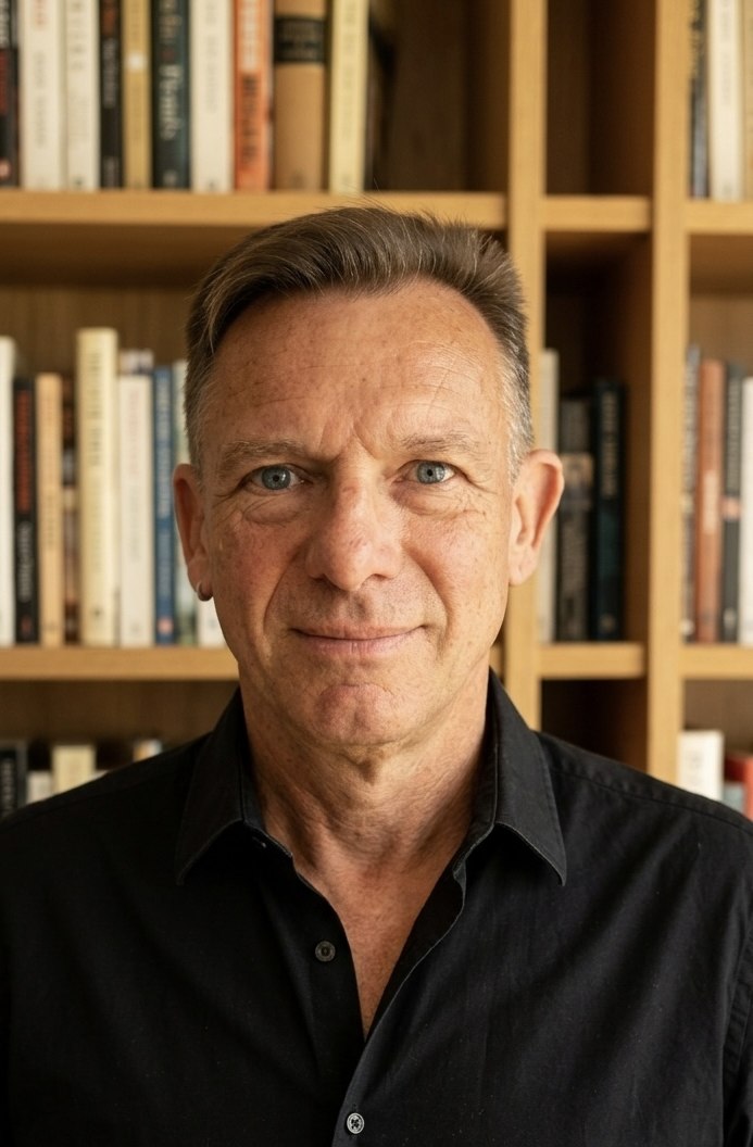 Tomas Kayser, Autor der NEUSTART-Serie